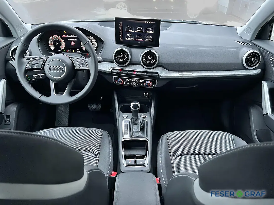 Audi Q2 - Thumbnail 9