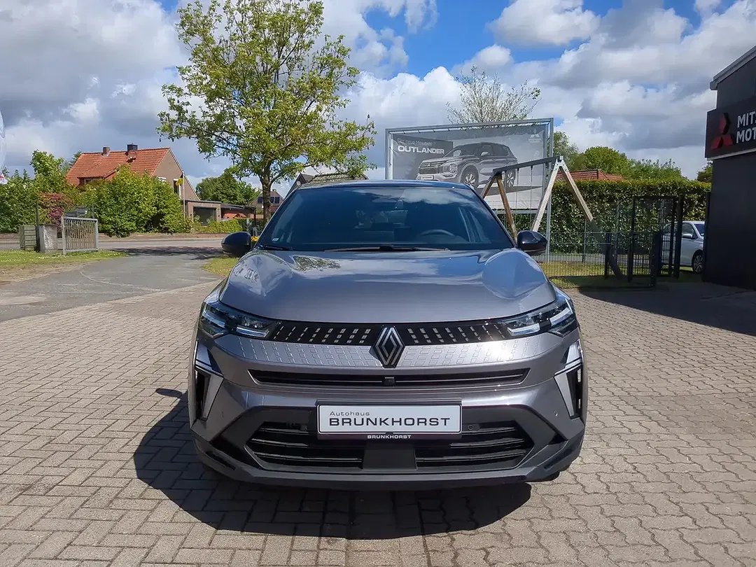 Renault Captur - Thumbnail 3