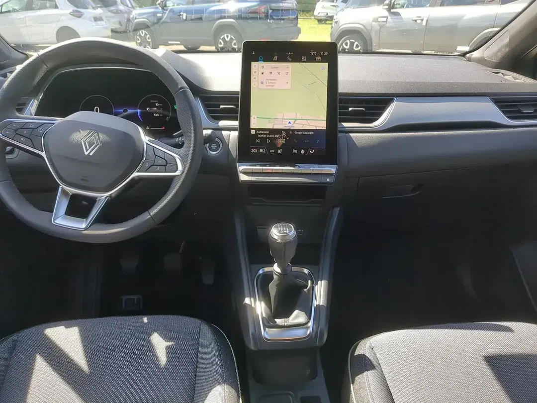 Renault Captur - Thumbnail 6
