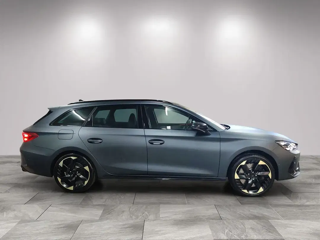CUPRA Leon - Thumbnail 4