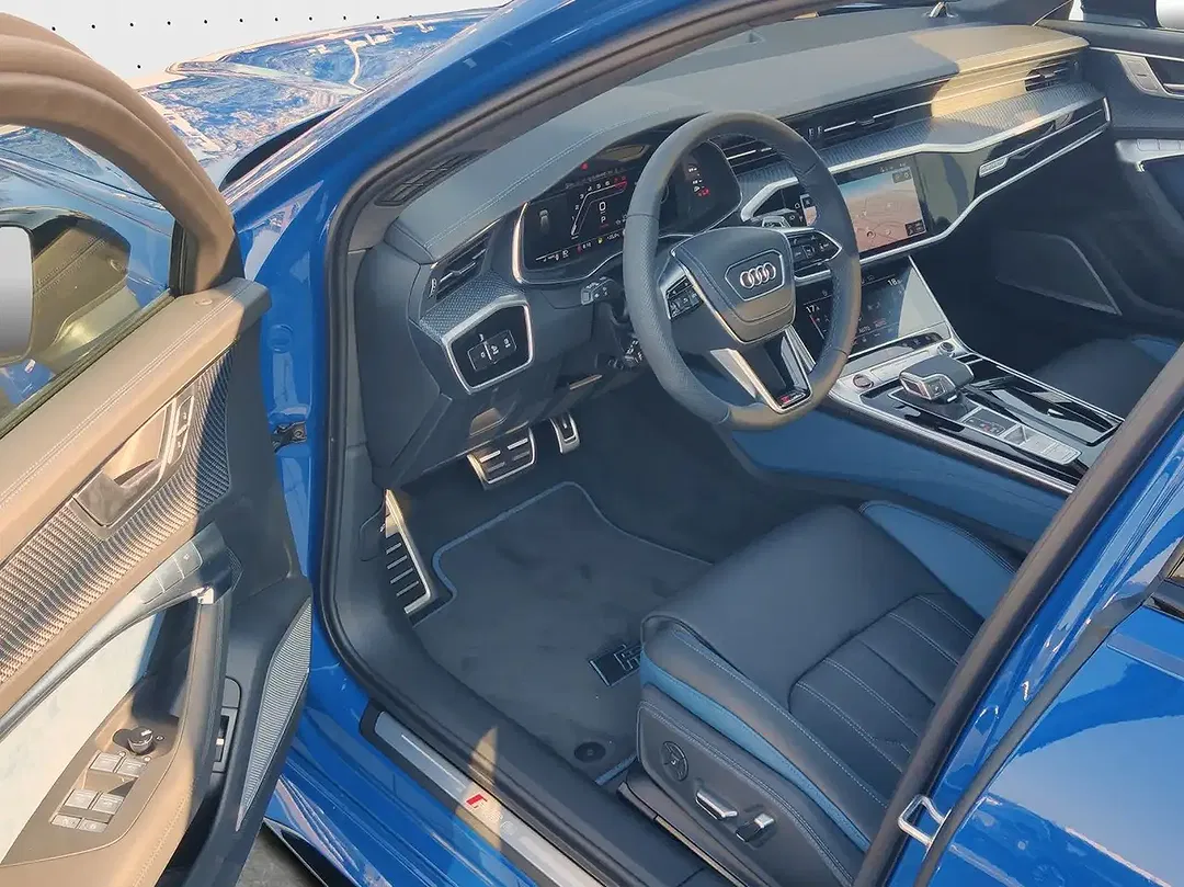 Audi RS6 - Thumbnail 12
