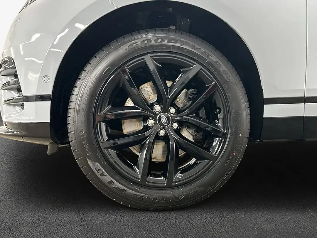 Land Rover Range Rover Velar - Thumbnail 9
