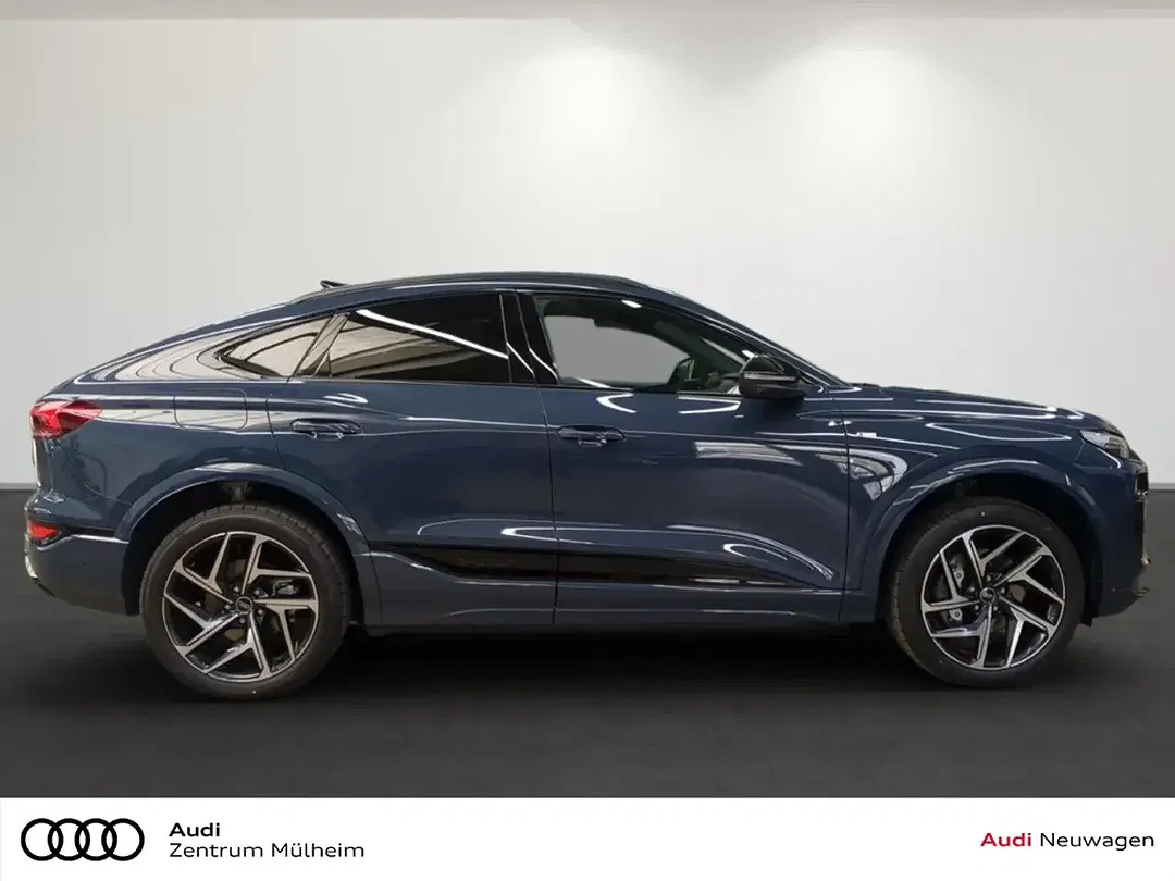 Audi Q6 e-tron - Thumbnail 2