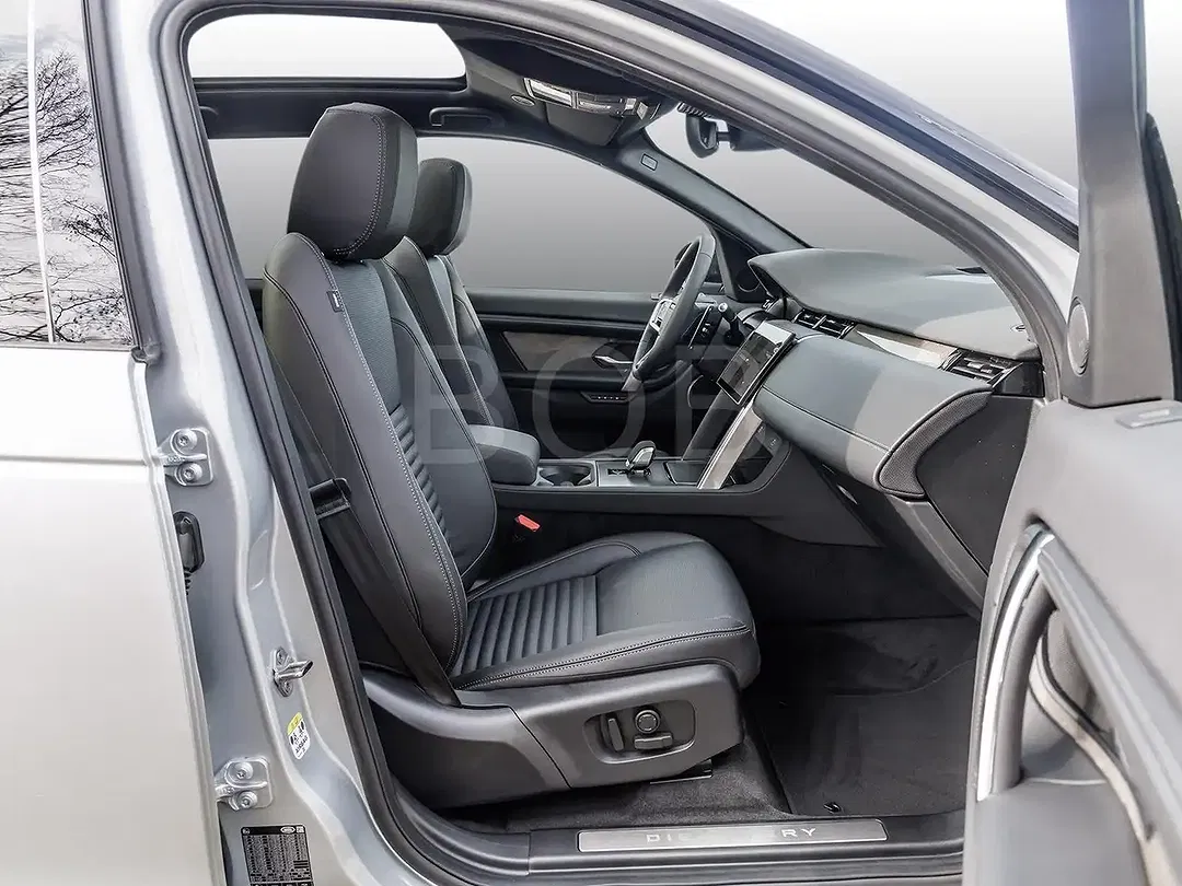 Land Rover Discovery Sport - Thumbnail 3