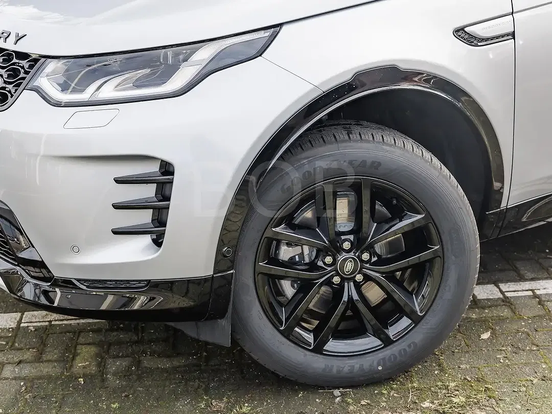Land Rover Discovery Sport - Thumbnail 8