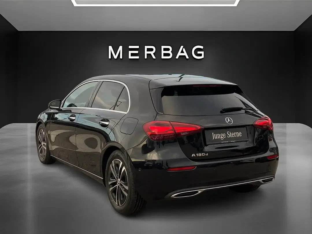 Mercedes-Benz A 180 - Thumbnail 2