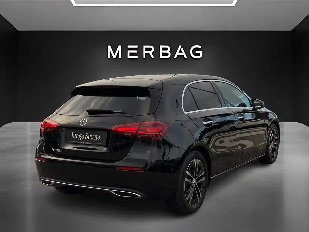 Mercedes-Benz A 180 - Thumbnail 3
