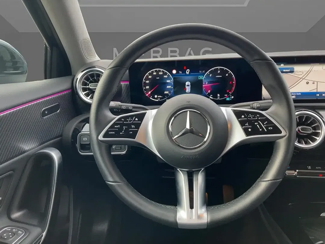 Mercedes-Benz A 180 - Thumbnail 9