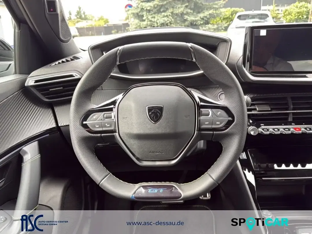 Peugeot 2008 - Thumbnail 9