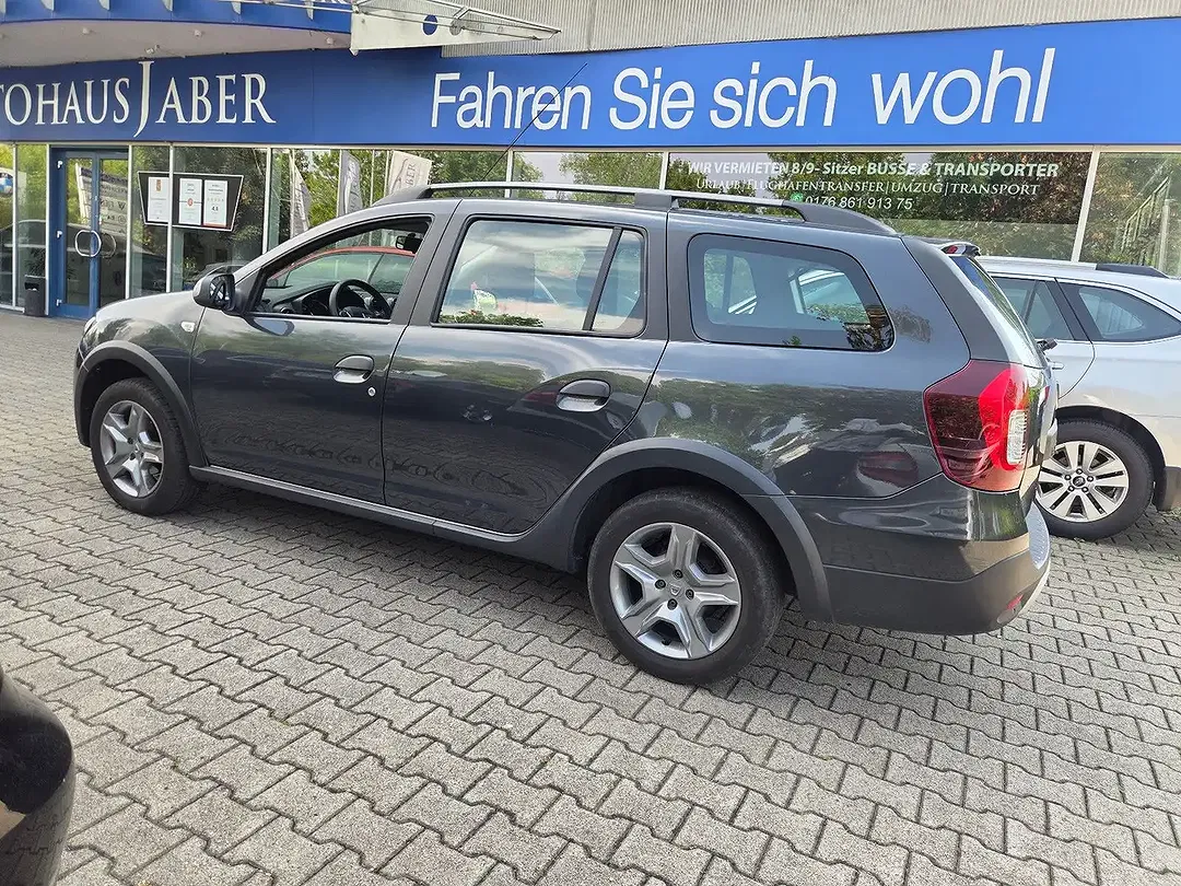 Dacia Logan - Thumbnail 3