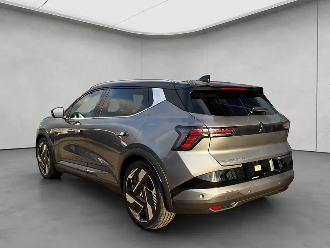 Mitsubishi Eclipse Cross - Thumbnail 3