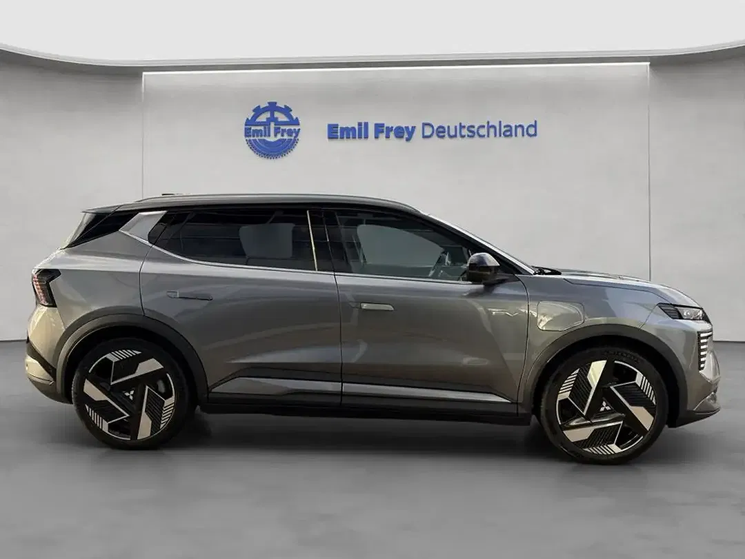 Mitsubishi Eclipse Cross - Thumbnail 8