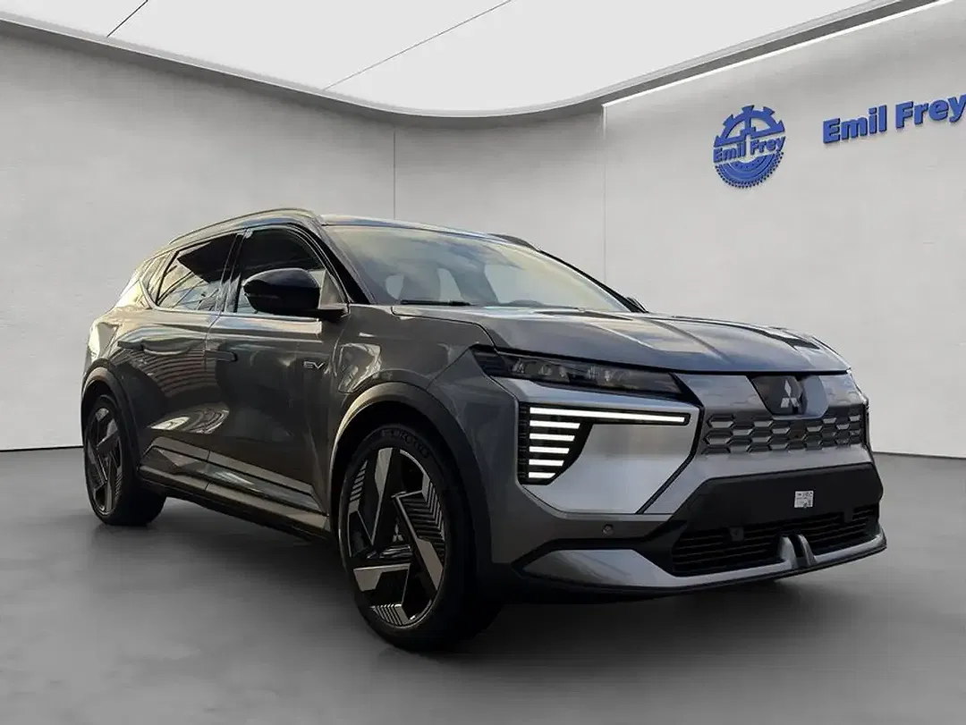 Mitsubishi Eclipse Cross - Thumbnail 9