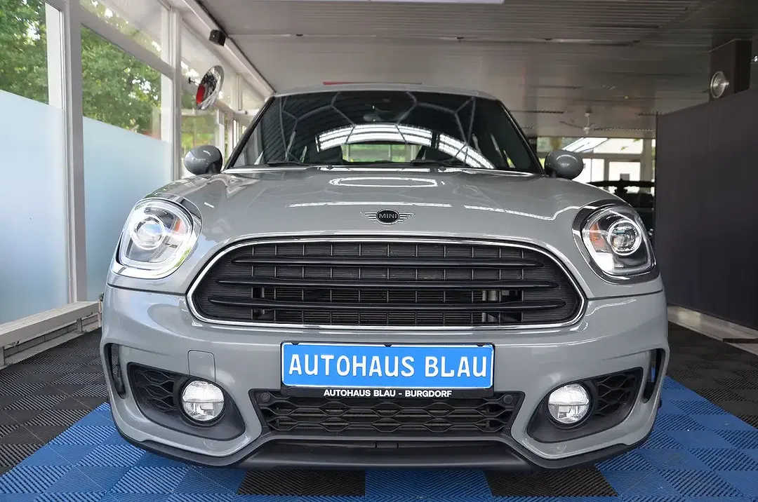 MINI Cooper Countryman - Thumbnail 2