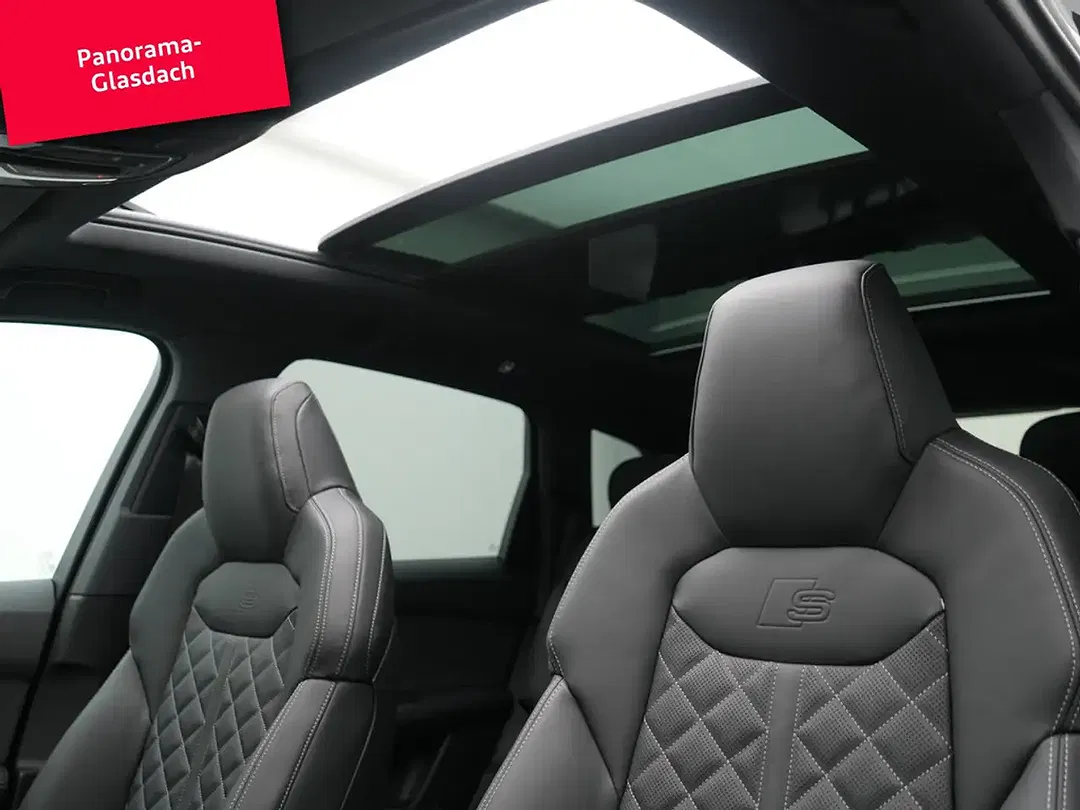 Audi Q7 - Thumbnail 4