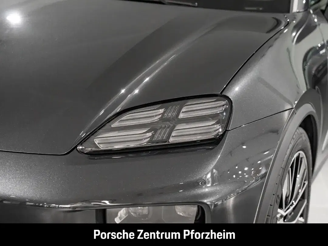 Porsche Macan - Thumbnail 12