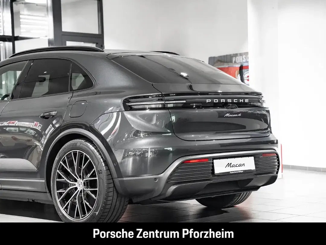 Porsche Macan - Thumbnail 15