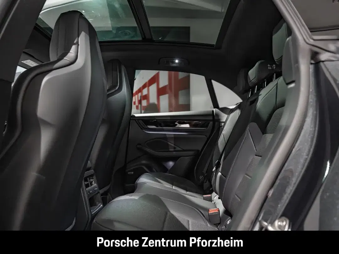 Porsche Macan - Thumbnail 7