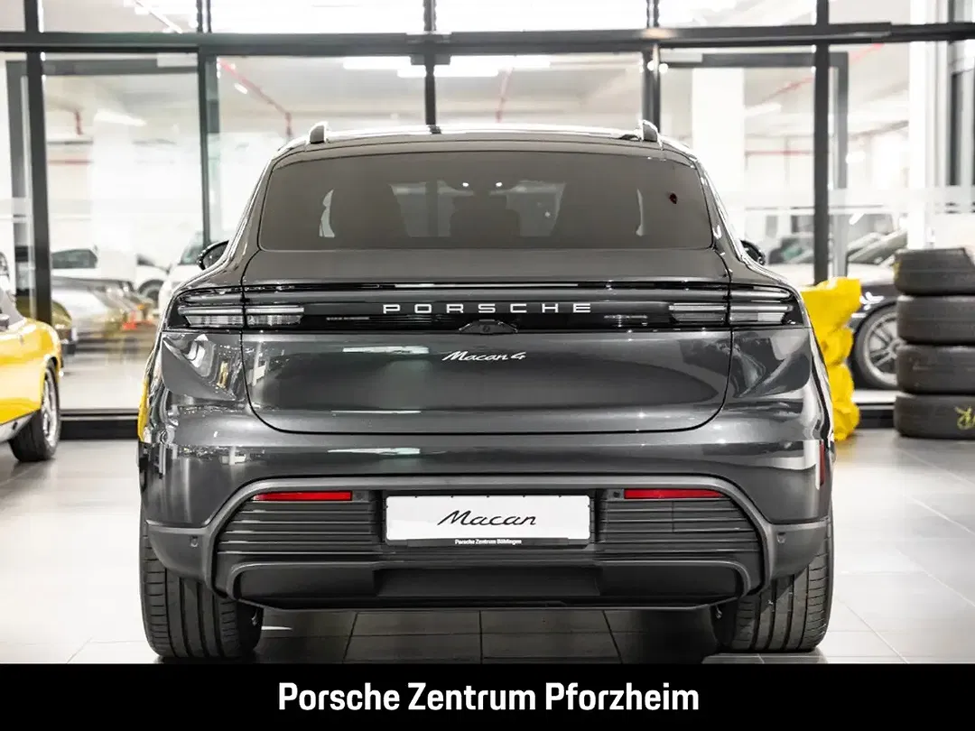 Porsche Macan - Thumbnail 9