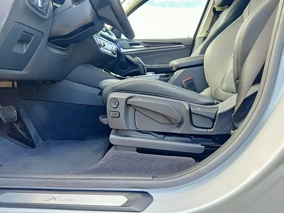 BMW X3 - Thumbnail 13
