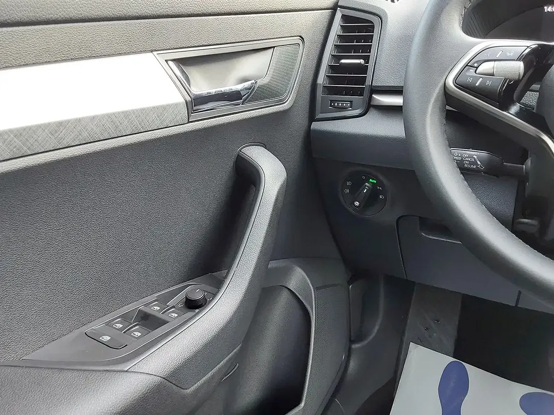 Skoda Karoq - Thumbnail 14