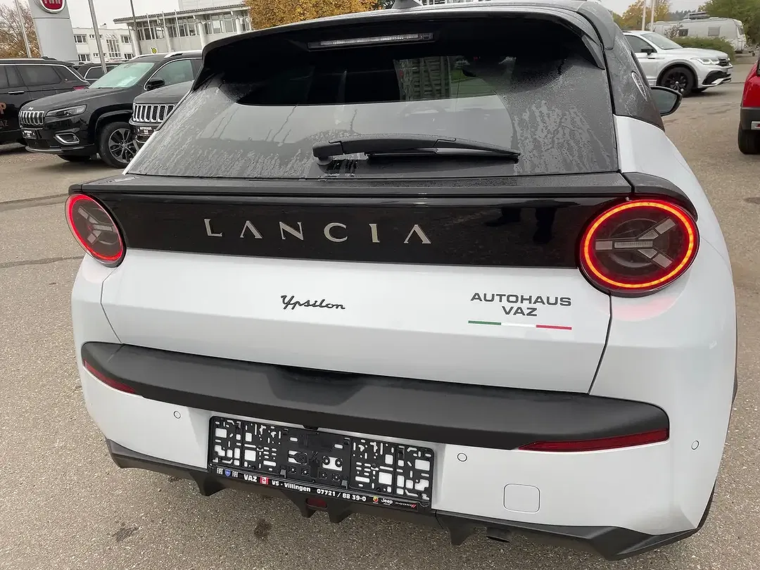 Lancia Ypsilon - Thumbnail 6