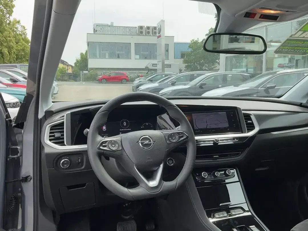 Opel Grandland - Thumbnail 9