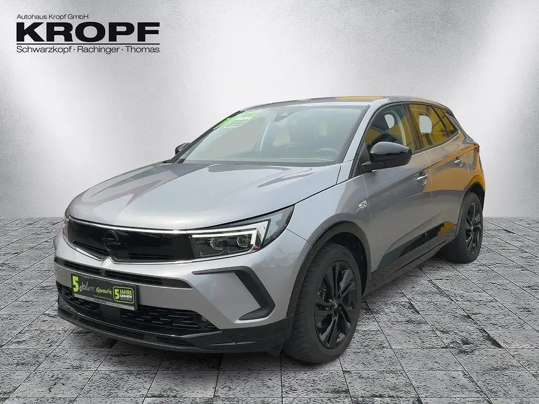 Opel Grandland - Thumbnail 1