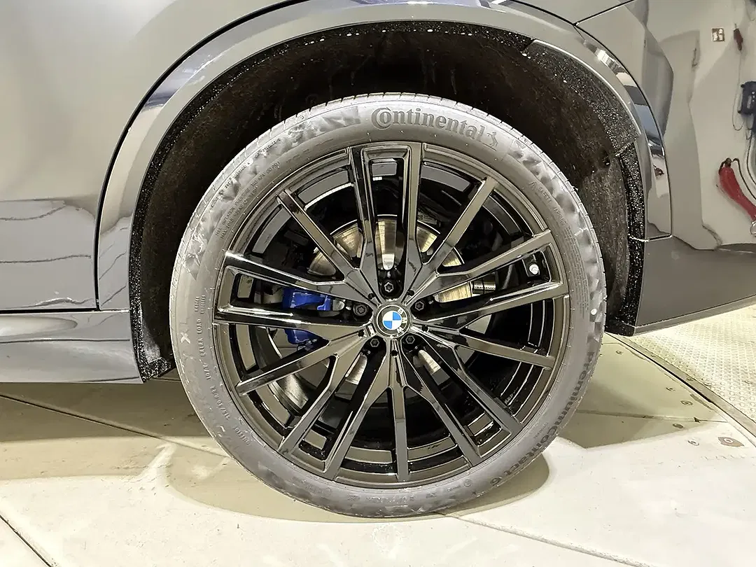 BMW X5 - Thumbnail 8