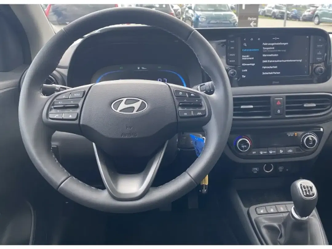 Hyundai i10 - Thumbnail 11