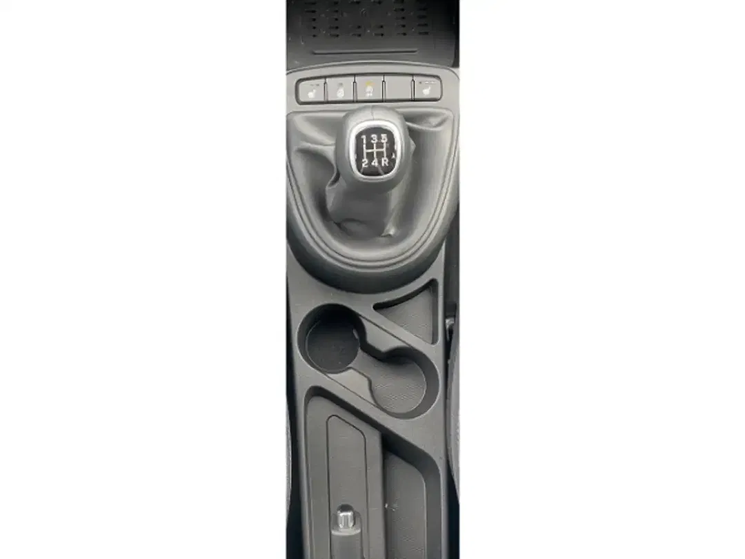 Hyundai i10 - Thumbnail 14