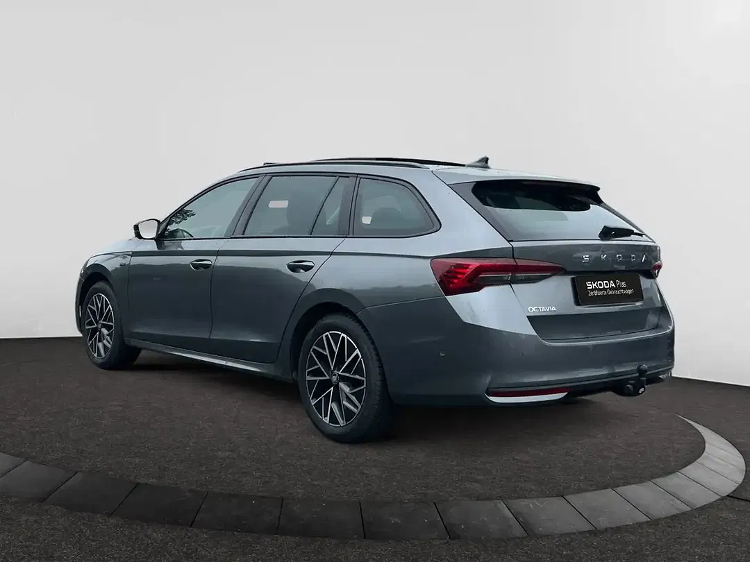 Skoda Octavia - Thumbnail 3