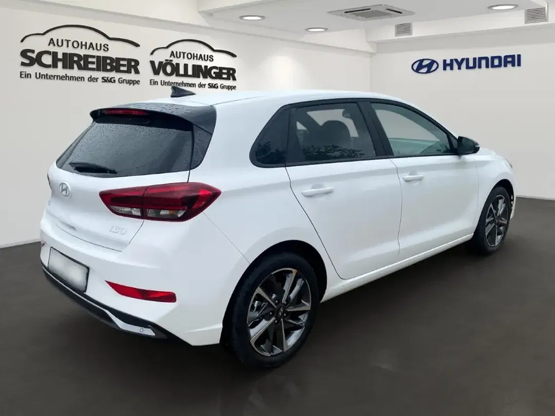 Hyundai i30 - Thumbnail 3