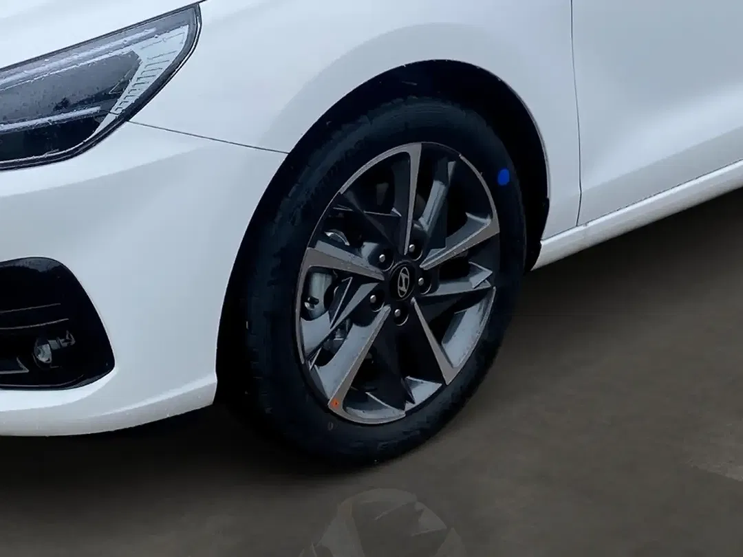 Hyundai i30 - Thumbnail 6