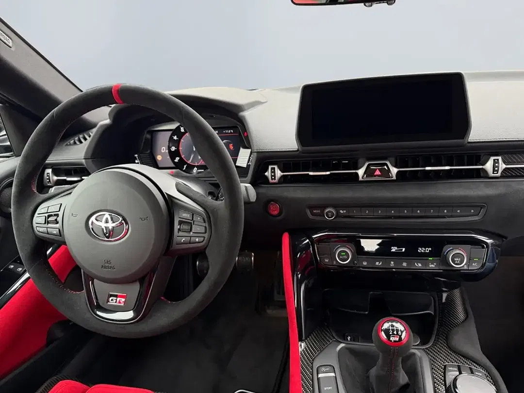 Toyota Supra - Thumbnail 8