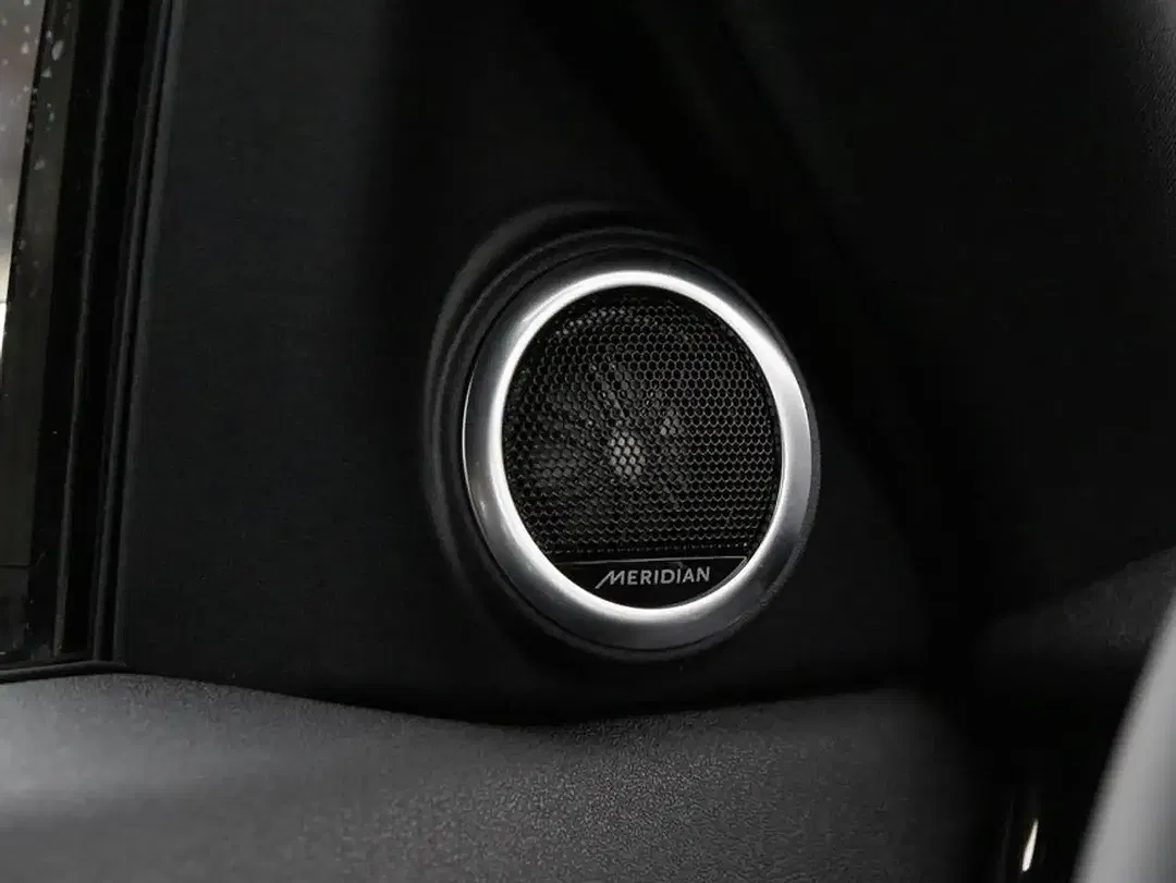 Land Rover Range Rover Evoque - Thumbnail 12