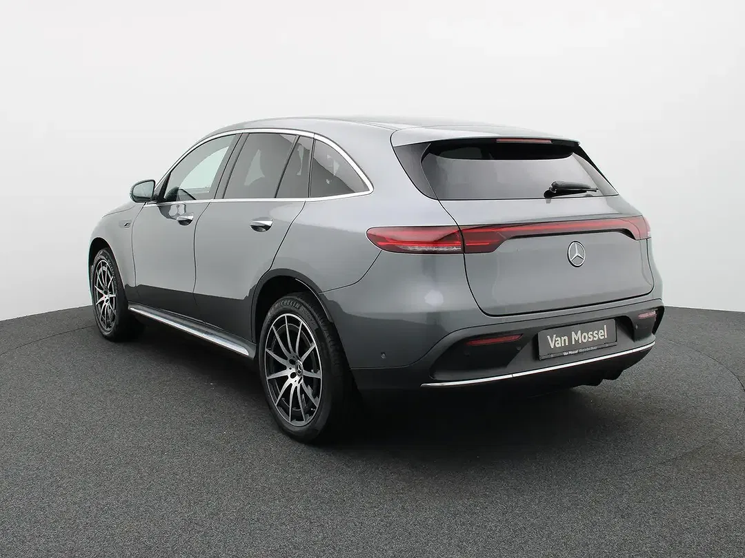Mercedes-Benz EQC 400 - Thumbnail 2