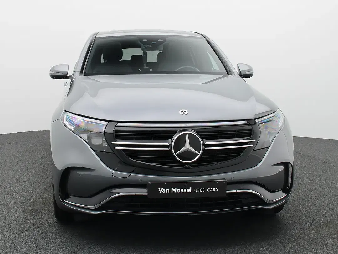 Mercedes-Benz EQC 400 - Thumbnail 3