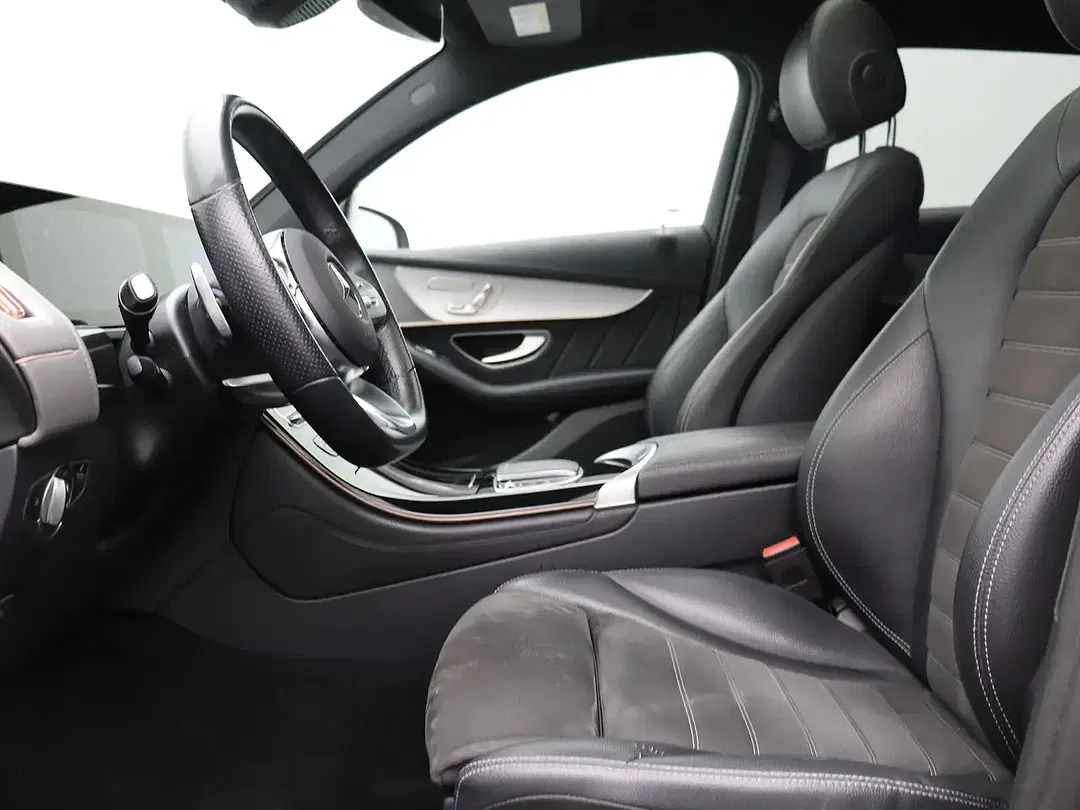 Mercedes-Benz EQC 400 - Thumbnail 9