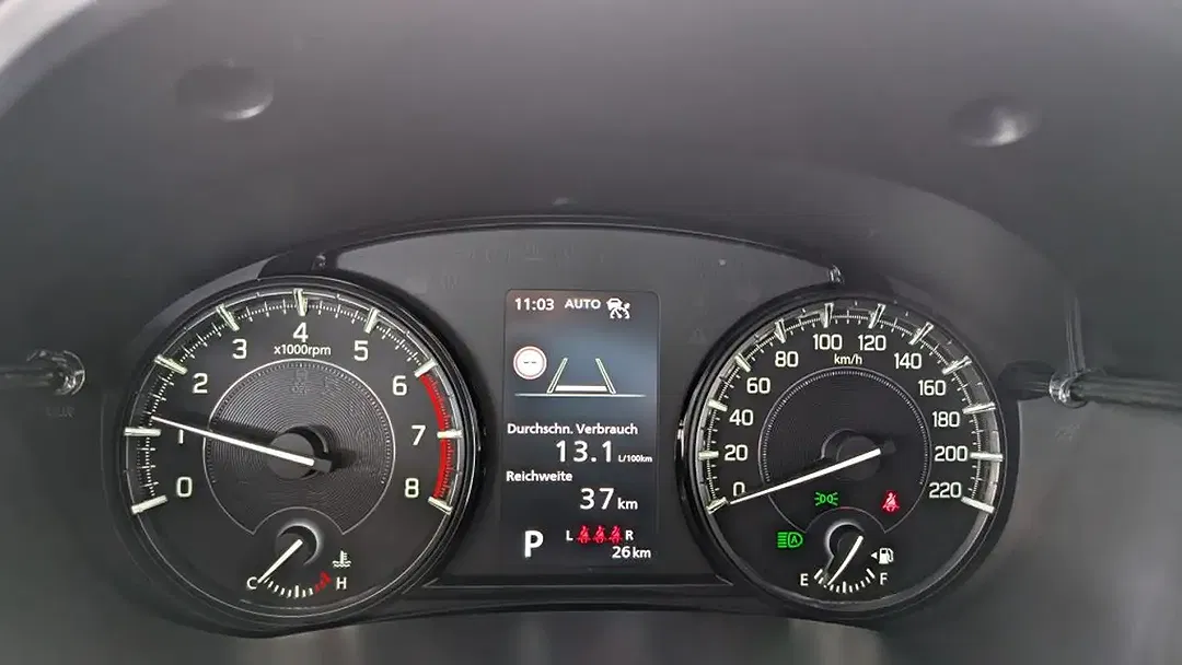 Suzuki Vitara - Thumbnail 11
