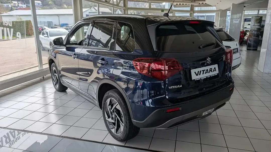 Suzuki Vitara - Thumbnail 5