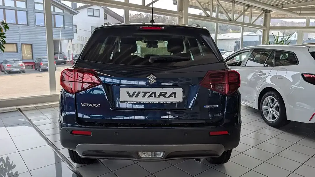 Suzuki Vitara - Thumbnail 6