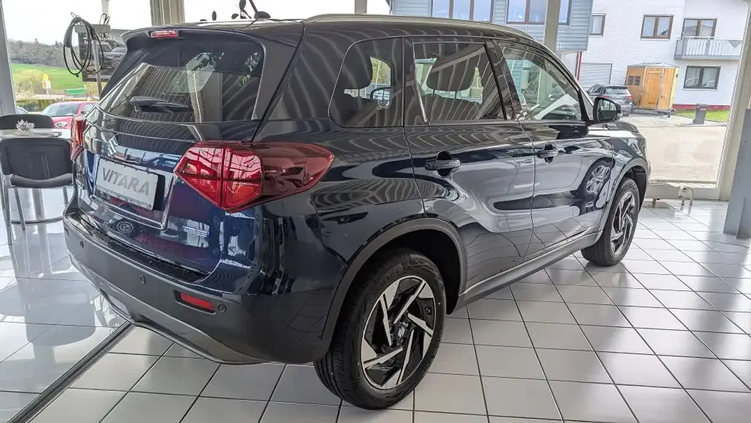 Suzuki Vitara - Thumbnail 7
