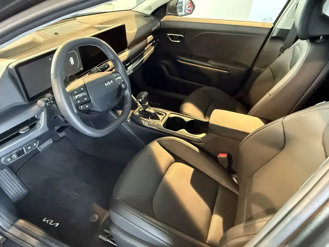 Kia K4 - Thumbnail 6