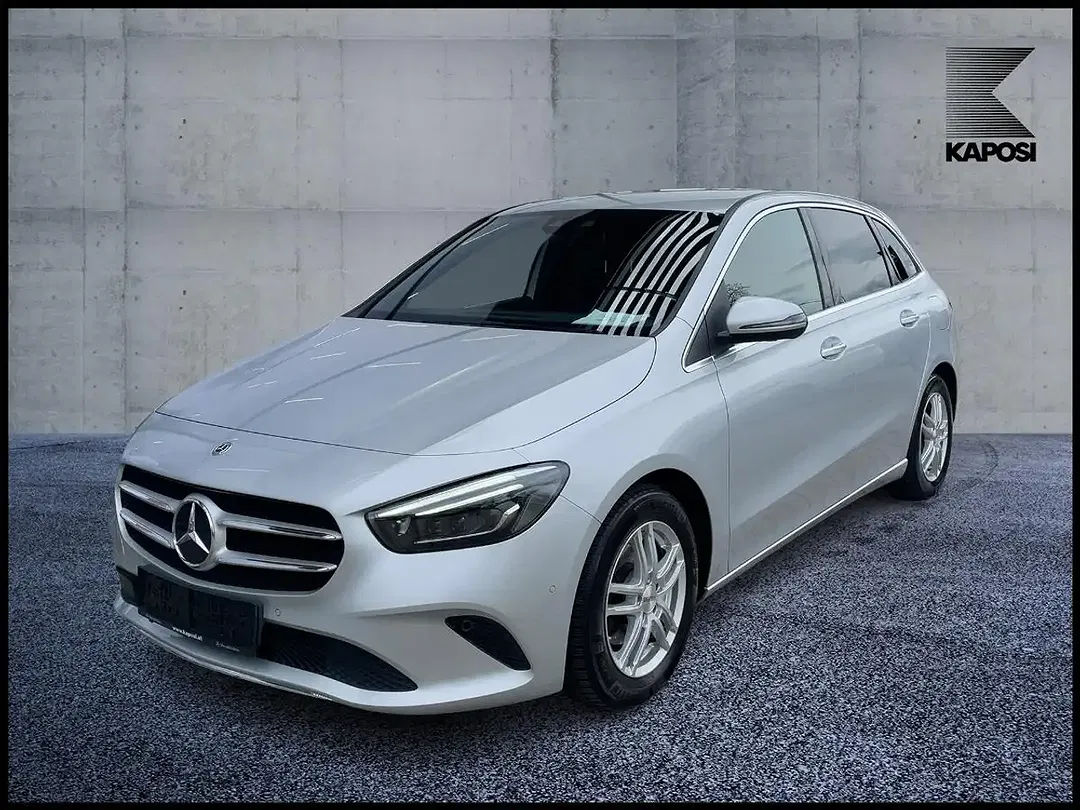 Mercedes-Benz B 180 - Thumbnail 1