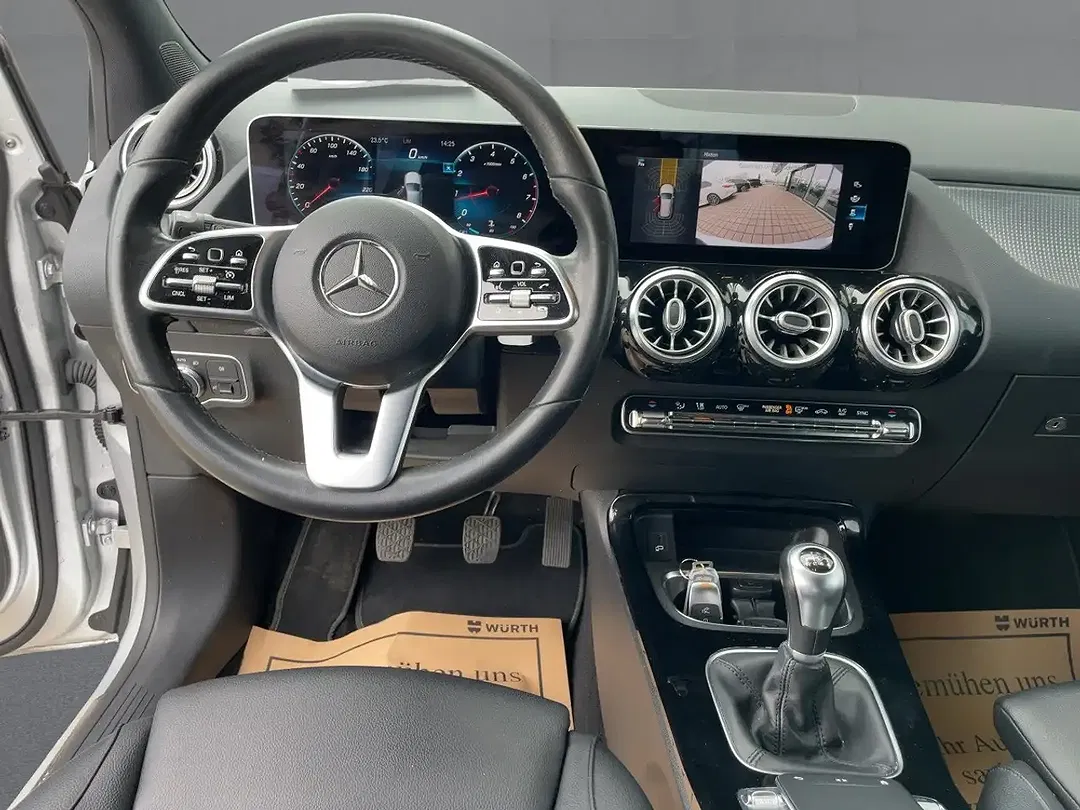 Mercedes-Benz B 180 - Thumbnail 10
