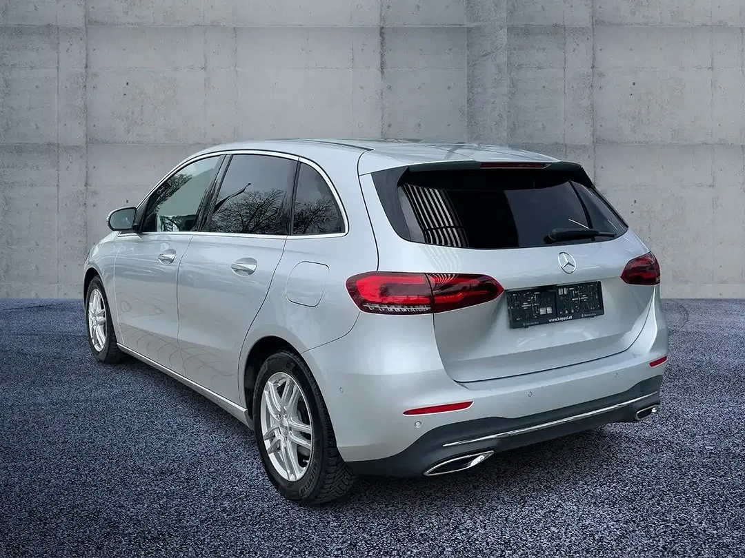 Mercedes-Benz B 180 - Thumbnail 4