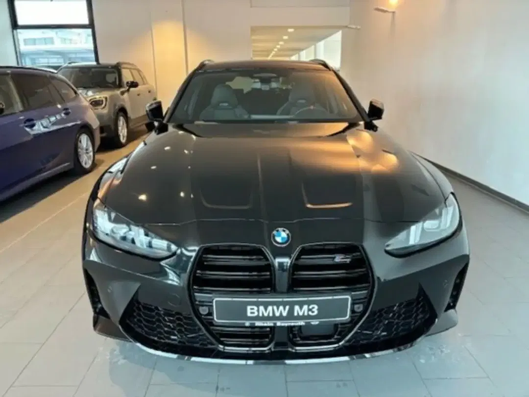 BMW M3 - Thumbnail 2