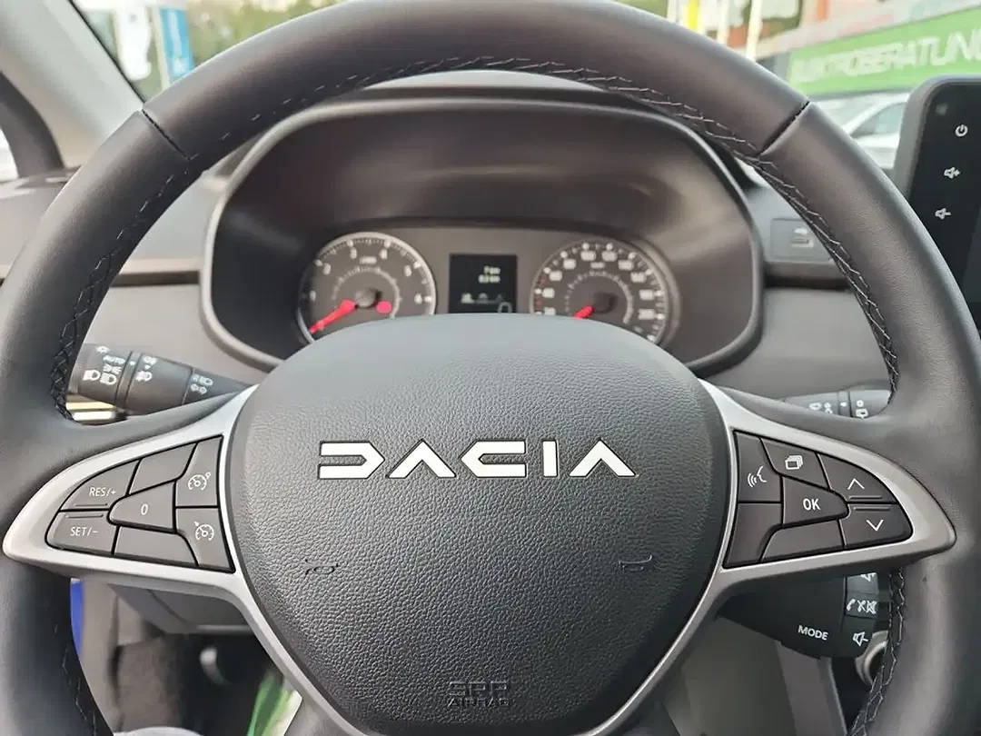 Dacia Sandero - Thumbnail 15