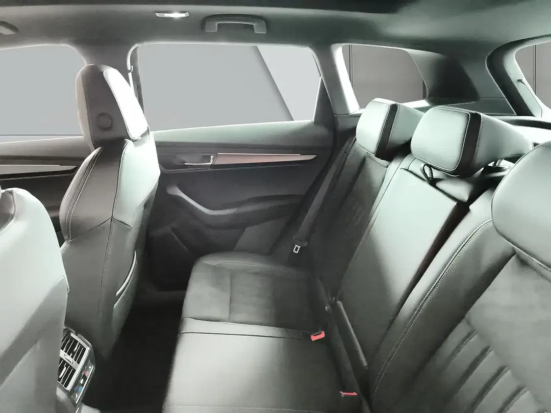 Skoda Karoq - Thumbnail 11